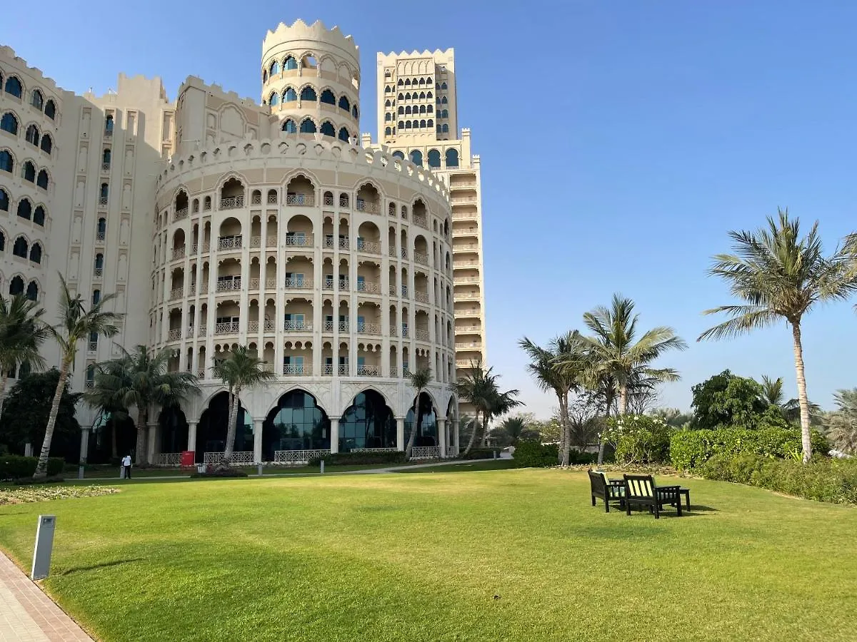 Апартаменты Private Suites Al Hamra Palace At Golf & Sea Resort Рас-эль-Хайма